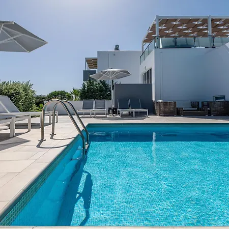 Asteria Pearl 2 With Rooftop Jacuzzi Βίλα