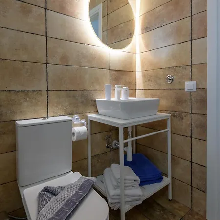 Asteria Pearl 2 With Rooftop Jacuzzi Βίλα Τιγκάκι