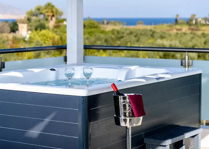 Villa Asteria Pearl 2 With Rooftop Jacuzzi