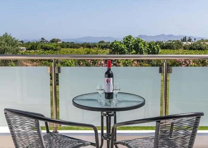 Villa Asteria Pearl 2 With Rooftop Jacuzzi *