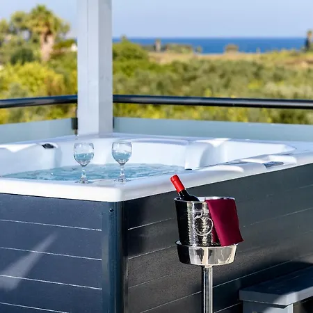 Villa Asteria Pearl 2 With Rooftop Jacuzzi