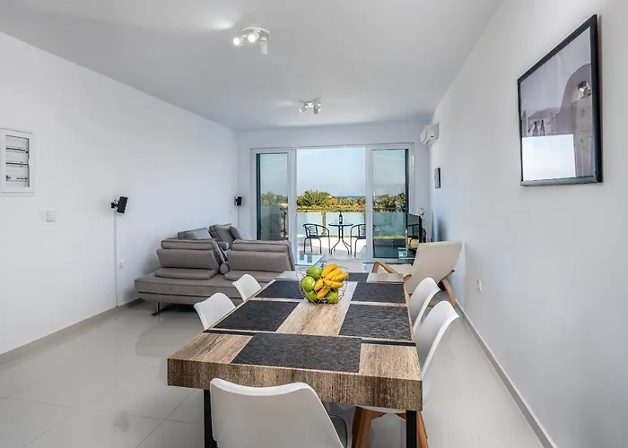 Asteria Pearl 2 With Rooftop Jacuzzi Villa