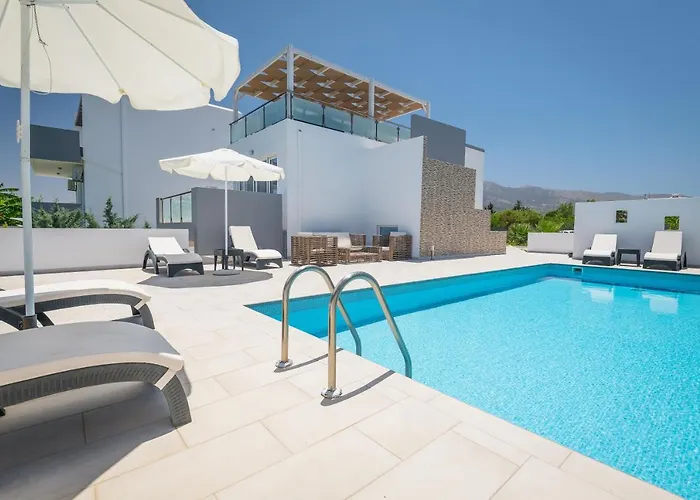 Asteria Pearl 2 With Rooftop Jacuzzi Villa *