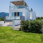 Asteria Pearl 2 With Rooftop Jacuzzi