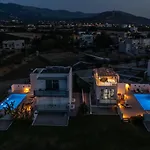 Asteria Pearl 2 With Rooftop Jacuzzi Tigaki