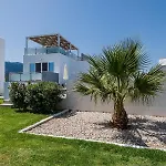 Villa Asteria Pearl 2 With Rooftop Jacuzzi *