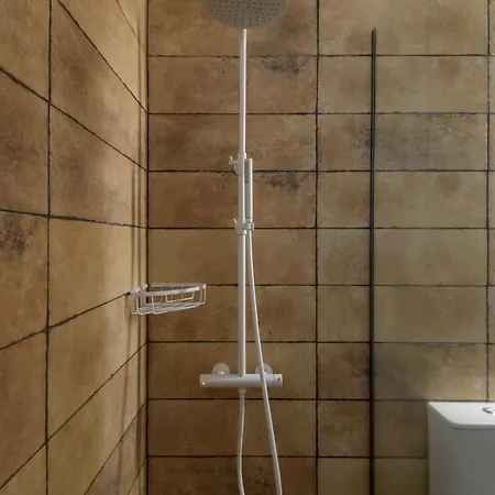 Villa Asteria Pearl 2 With Rooftop Jacuzzi